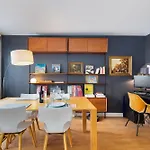 Central Montparnasse / Voyage D\'Affaire / Decouverte De La Ville